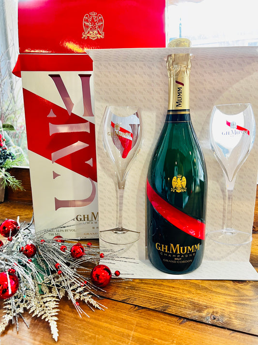 Mumm Champagne Gift Set