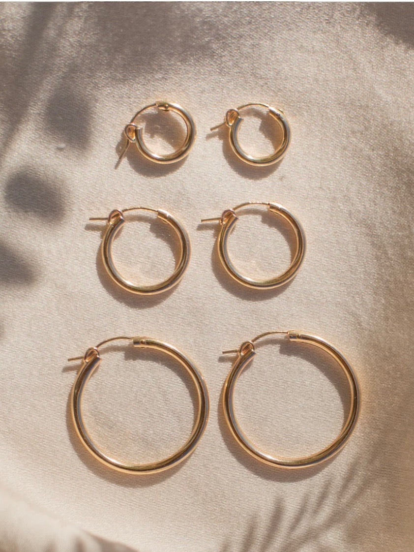 Maude Hoop Earrings - Gold Filled 13mm