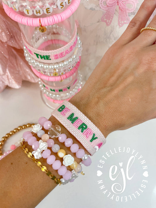 Bracelet: BE MERRY