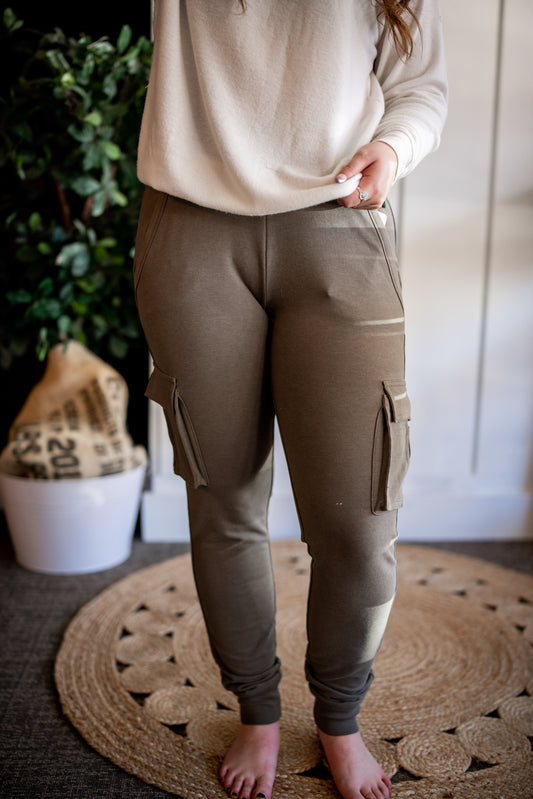 Unwind Cargo Pant - Olive Branch