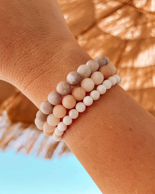 Surf Babe: Moonstone Crystal Bracelet (6mm)